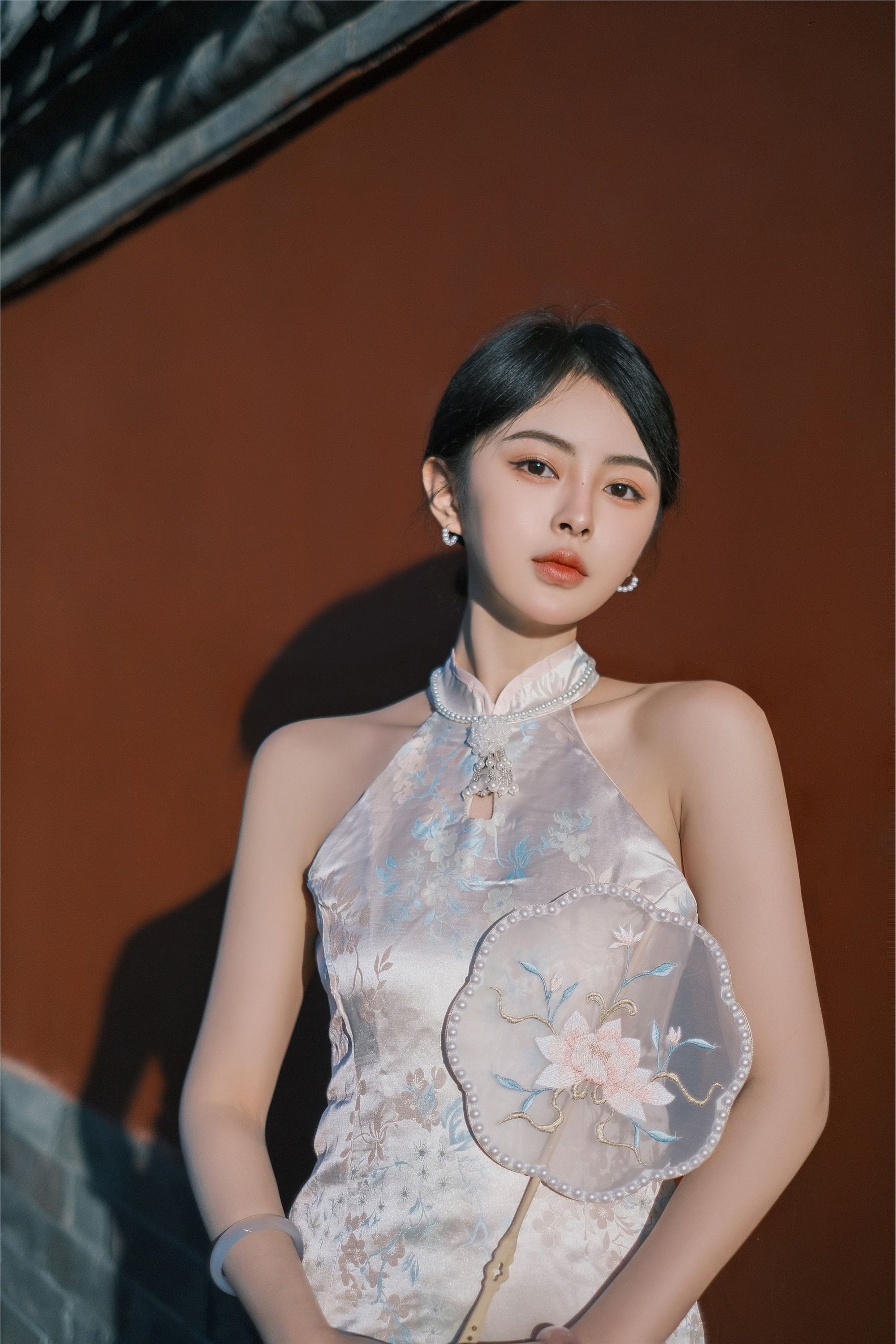 YITUYU艺图语 2025.01.03 庭院深深 胡允恩YooEn